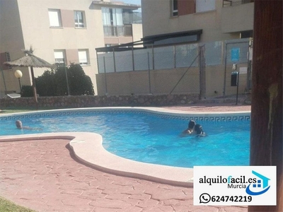 Alquiler de piso en calle Rosalía de Castro de 3 habitaciones con piscina y garaje