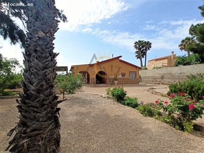 Casa de campo con piscina en Aspe