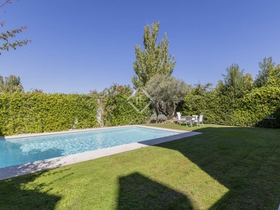 Casa / villa de 426m² en venta en Pozuelo, Madrid