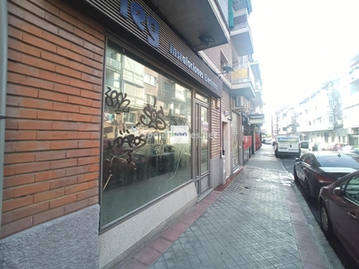 Local en venta en Vista Alegre, Madrid