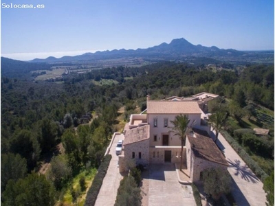 Lujosa finca con vistas panorámicas