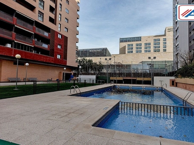 Piso en alquiler en avenida Juan Pablo II de 2 habitaciones con terraza y piscina