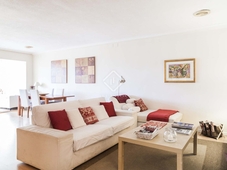 Elegante apartamento de 4 dormitorios en venta en Valencia