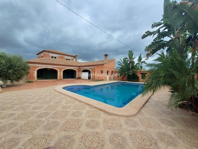 Casa en venta en Orihuela Costa