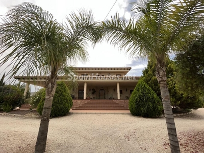 Casa independiente en venta en Orihuela Costa
