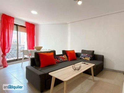 Precioso apartamento de 4 dormitorios en alquiler para estudiantes cerca de la Universidad de Valencia en Benimaclet