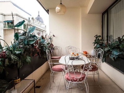 Alquiler de piso en Almagro de 2 habitaciones con terraza y garaje