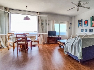 Alquiler de piso en Cabo de Palos de 2 habitaciones con terraza y muebles