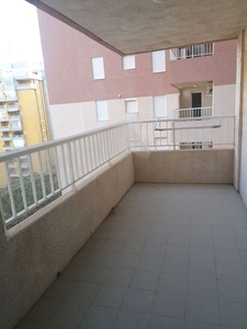 Alquiler de piso en calle Cañas y Barro de 2 habitaciones con terraza y piscina