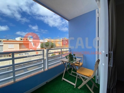 Alquiler de piso en calle Oceano Atlantico de 2 habitaciones con terraza y piscina