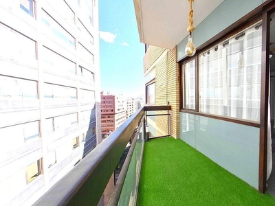 Alquiler de piso en Centro - Alicante de 1 habitación con terraza y jardín