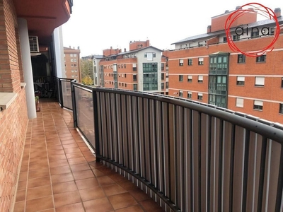 Alquiler de piso en Ermitagaña - Mendebaldea de 2 habitaciones con terraza y garaje