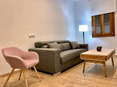 Alquiler de piso en La Seu - Cort - Monti-sión de 2 habitaciones con muebles y aire acondicionado