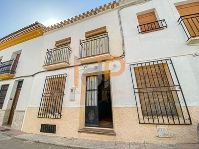 Casa adosada en venta en Vélez-Blanco