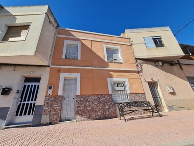 Casa adosada en venta en Villena