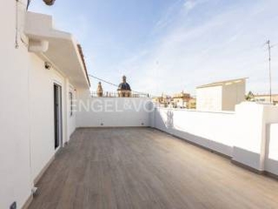 Piso de cuatro habitaciones 160 m², La Xerea, València