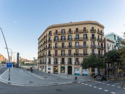 Piso de tres habitaciones Carrer de la Marina, El Fort Pienc, Barcelona