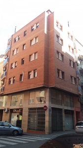 Piso en alquiler en Centre Històric - Rambla Ferran - Estació de 2 habitaciones con muebles y balcón