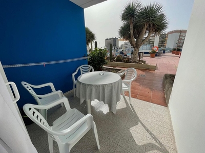 Piso en venta en avenida De Menceyes de 2 habitaciones con terraza y piscina