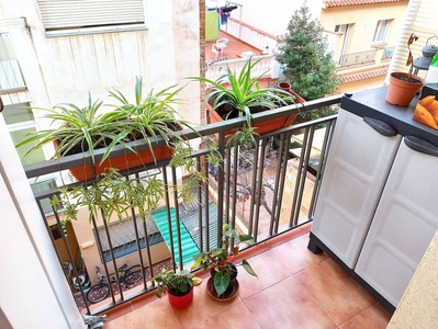 Piso en venta en La Maternitat i Sant Ramon de 3 habitaciones con balcón y aire acondicionado