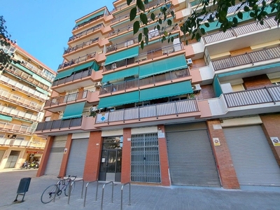 Piso en venta en Prat De Llobregat, El de 81 m²