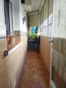 Venta de piso en Campo de la Verdad - Miraflores de 3 habitaciones con terraza y aire acondicionado