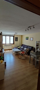 Venta de piso en Castellanos de Moriscos de 3 habitaciones con garaje y balcón
