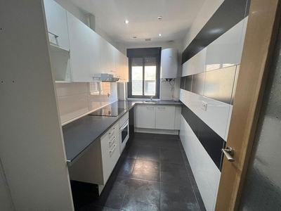 Venta de piso en Centro - Huelva de 3 habitaciones con garaje y aire acondicionado