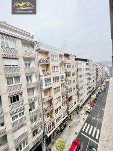 Venta de piso en Centro - Ourense de 4 habitaciones con garaje y balcón