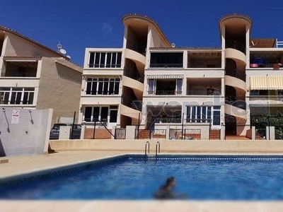 Venta de piso en plaza H Villa Rosa de 2 habitaciones con piscina y jardín