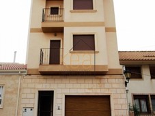 Venta Casa adosada San Miguel de Salinas. Con terraza 409 m²