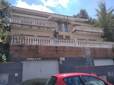 Venta Casa rústica Castellar del Vallès. 201 m²