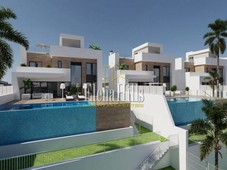 Venta Casa unifamiliar Finestrat. Nueva con terraza 393 m²