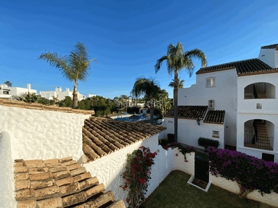 Alquiler apartamento en alquiler en benavista, en Estepona