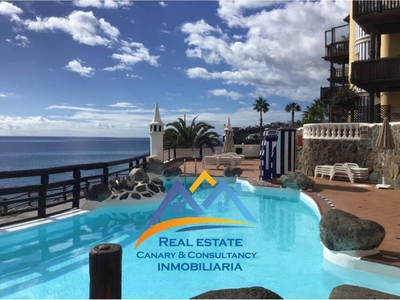 Alquiler Casa adosada San Bartolomé de Tirajana. Buen estado con terraza 75 m²