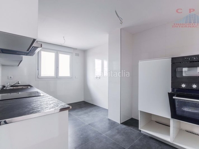 Alquiler dúplex magnífico y luminoso atico duplex de 260 m2 y 3 habitaciones; situado en urbanización cerrada. en Rivas - Vaciamadrid
