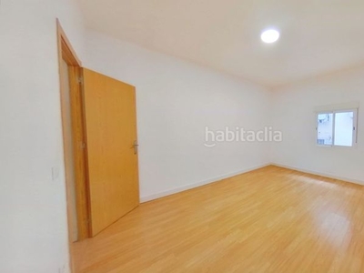 Alquiler piso con 2 habitaciones en Can Vidalet Esplugues de Llobregat