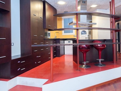 Alquiler piso con 3 habitaciones con ascensor, calefacción y aire acondicionado en Barcelona