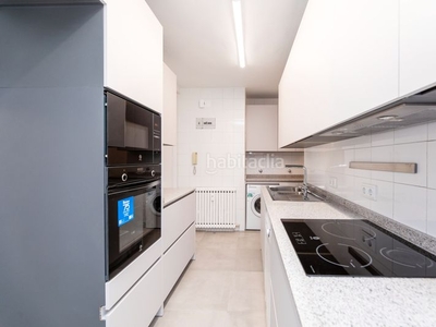 Alquiler piso con 4 habitaciones con ascensor, calefacción y aire acondicionado en Madrid