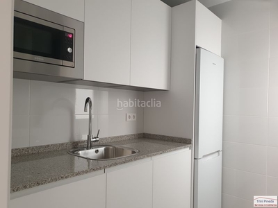 Alquiler piso en calle goles 64 piso con 3 habitaciones con ascensor y aire acondicionado en Sevilla