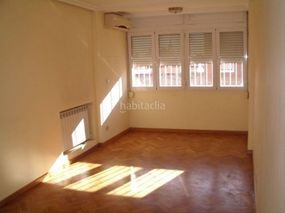 Alquiler piso magnifico y muy luminoso apartamento en la calle alcalá en alquiler en Madrid