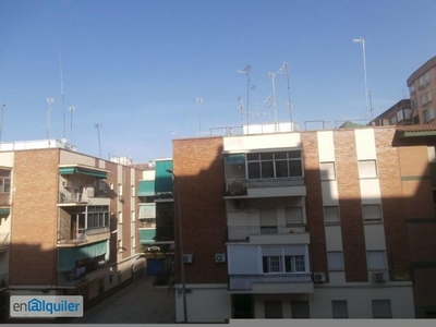 Apartamento de alquiler en Avenida Fernando Calzadilla Maestre, Pardaleras