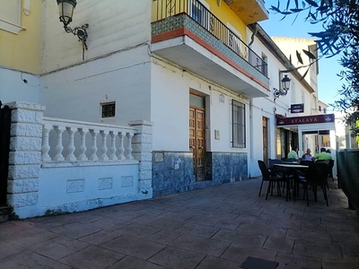 Сasa con terreno en venta en la Avenida Gregorio Fernández' Deifontes