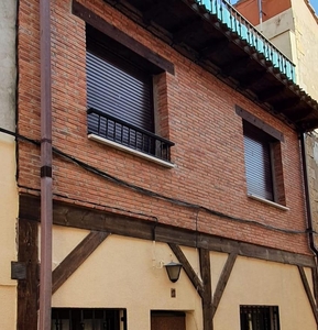 Сasa con terreno en venta en la Calle La Miel' Castrillo de la Vega