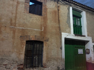 Сasa con terreno en venta en la Calle Padilla' Cantalejo