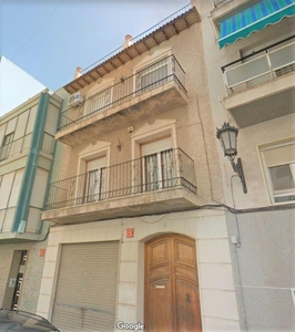 Сasa con terreno en venta en la Calle Ruiz Capdepón' Orihuela