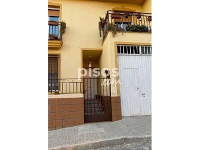 Casa adosada en venta en Calle de la Albuera