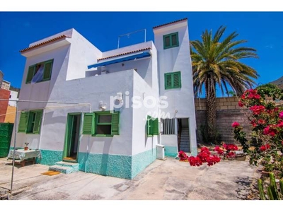 Casa en venta en Calle Santa Ana en Santiago del Teide por 274.500 €