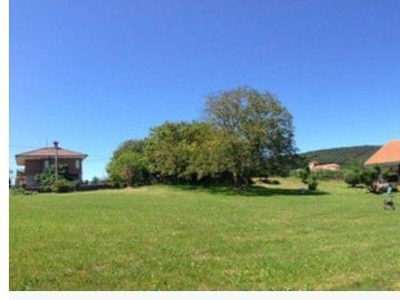 Chalet independiente con terreno en venta en la Castillo Siete Villas' El Pedregal