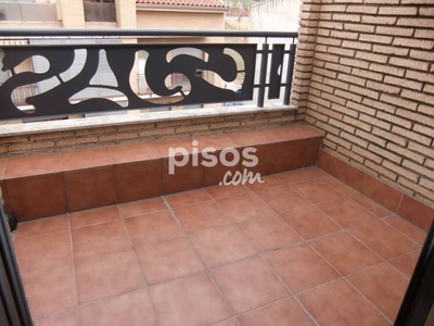 Dúplex en alquiler en Carretera de Terrassa, cerca de Carretera de Sabadell en Zona Nord-La Serreta por 750 €/mes